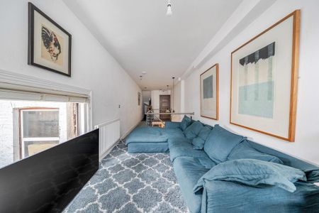 2 bedroom flat to rent - Photo 4