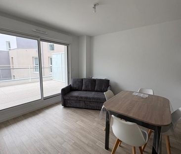 Location Appartement 2 pièces Meublé 40m² LE RELECQ KERHUON 29480 - Photo 2