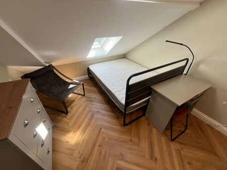 3 bedroom flat to rent - Photo 3