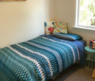 35 Drome View Place, Beach Haven - Photo 3