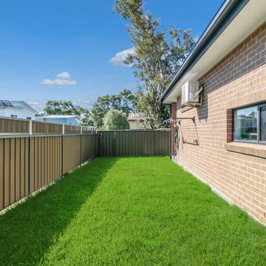 Modern & Convenient Two Bedroom Granny Flat - Photo 1