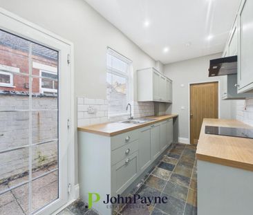 2 bedroom terraced house to rent - Photo 5