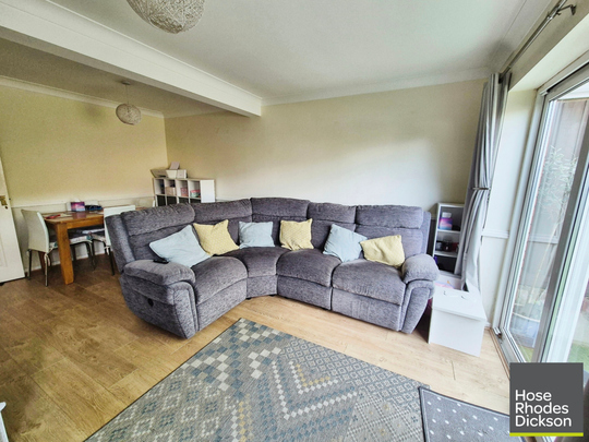 3 bedroom terraced house to rent - Photo 1