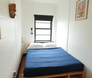 Monthly Room Rentals in Downtown Victoria - Photo 2