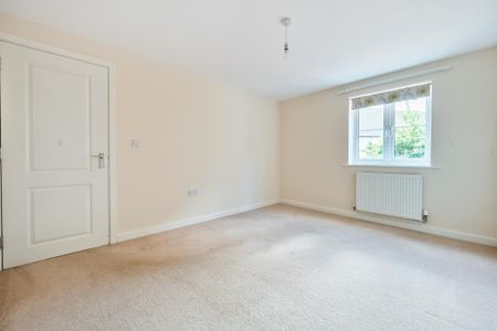 3 bedroom detached house to rent - Photo 4
