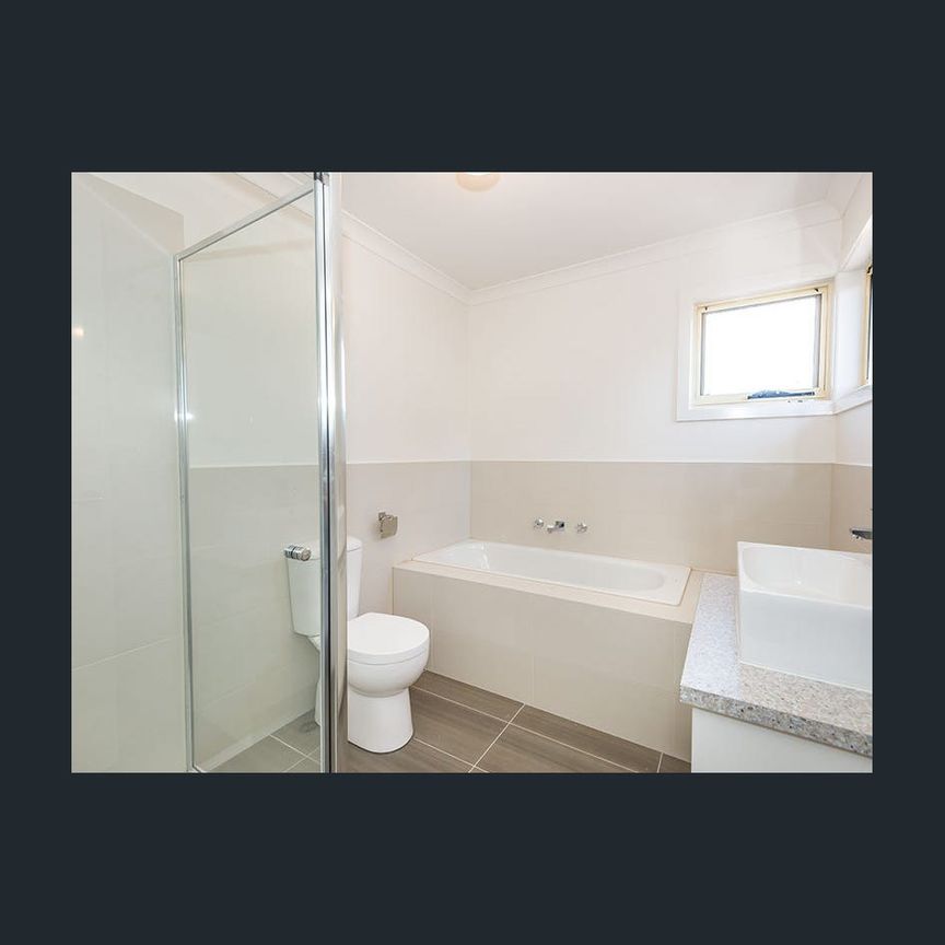 NEAT 2 BEDROOM TOWNHOUSE - Photo 1