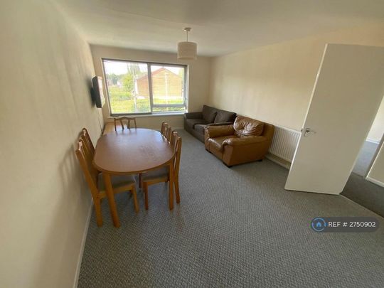 2 bedroom maisonette to rent - Photo 1