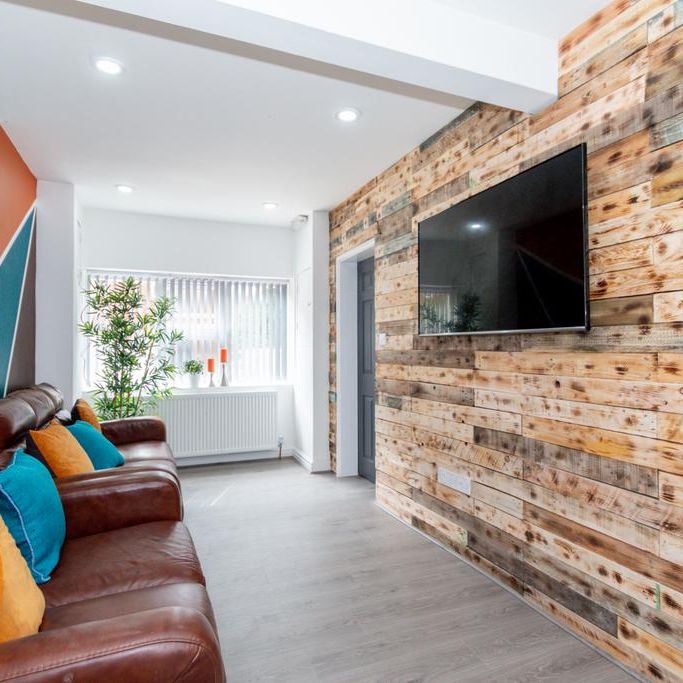 7 bedroom terraced house to rent - Photo 1