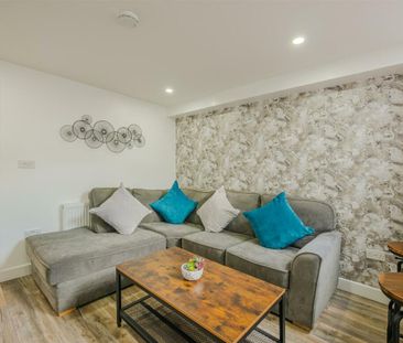 1 bedroom in a house share to rent - Photo 1