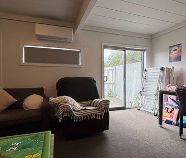 8/16 Cecil Place, Waltham - Photo 2