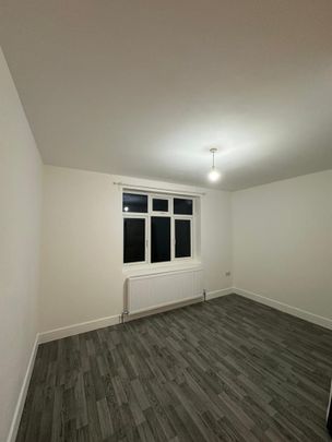 Room in a Shared House, Headstone Gardens, HA2 - Photo 1