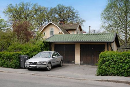 Långsjövägen, Älvsjö - Photo 2