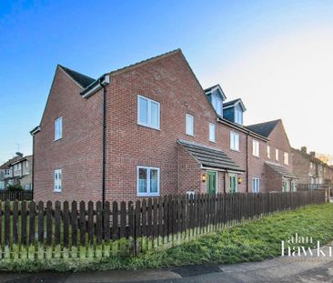 2 bedroom ground floor flat to rent - Photo 4