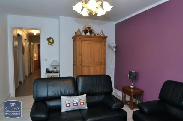 Appartement à louer 4 pièces 82.7m² - Photo 1