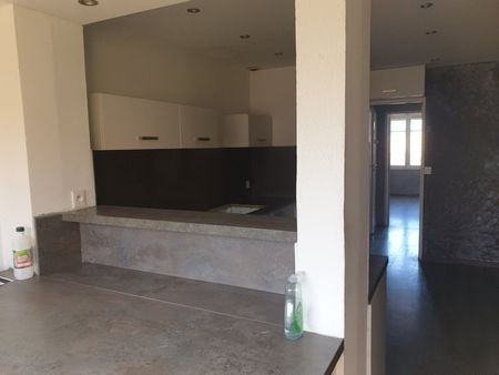 T2 - Photo 2
