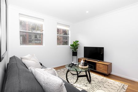 Spacious and convenient terrace-style townhouse - Photo 5