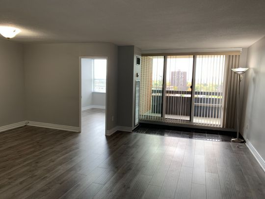 For Lease - 362 The East Mall Road Unit# 1109, Toronto, Ontario - Photo 1