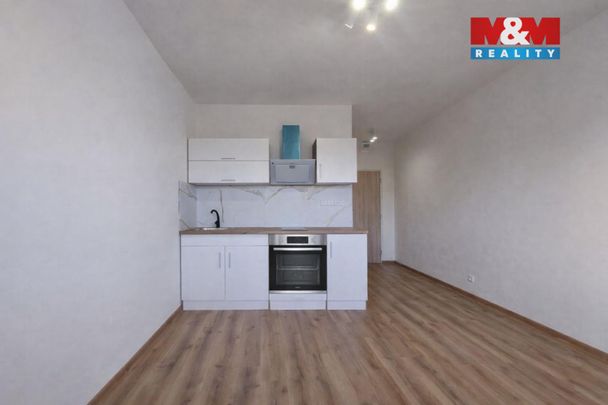 Pronájem bytu 1+kk a garsoniéry 19 m² - Photo 1