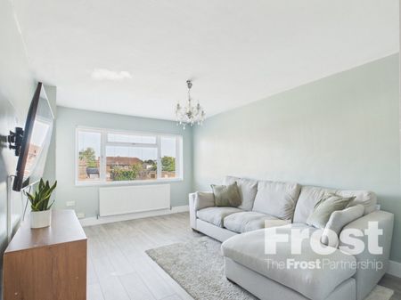 High Street, Feltham,TW13 - Photo 2