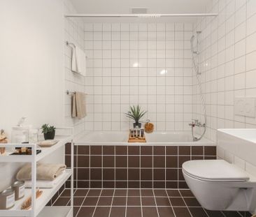 Erstbezug: Moderne 2.5-Zimmer Wohnung mit Balkon - Photo 2
