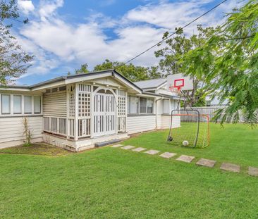 29 Hassall Street, Corinda QLD 4075 - House For Rent | Domain - Photo 6