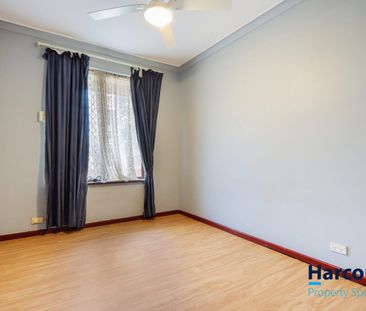 Spacious Family Living with Everyday Convenience - Photo 3