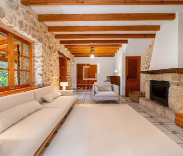 Charming rustic country house for short-term rental in Mancor de la... - Photo 3