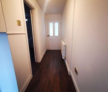 6 bedroom terraced house to rent - Photo 3