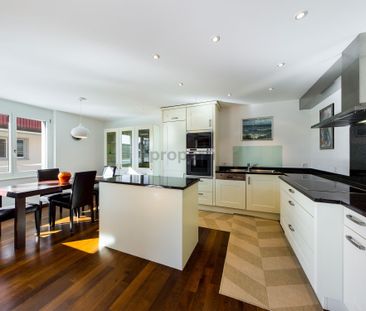 Furnished apartment with 3.5 rooms in ZH Charming and centrally loc... - Photo 2