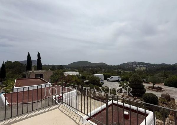 Cala Llonga, Balearic Islands 07849