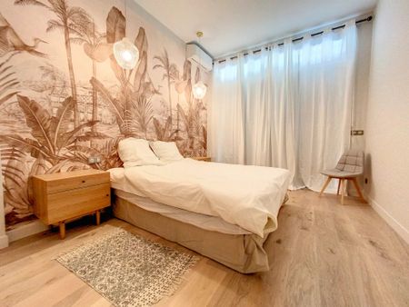 Location Appartement 3 pièces 81m² NICE 06000 - Photo 3
