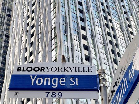 For Lease - 11 Yorkville Avenue Unit# 3509, Toronto, Ontario - Photo 5