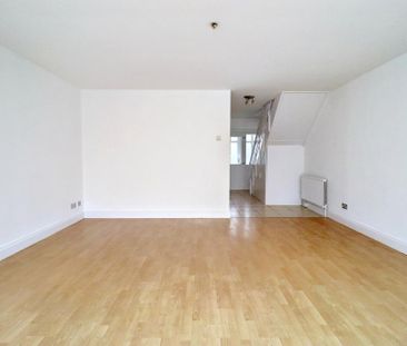 3 bedroom terraced house to rent - Photo 3
