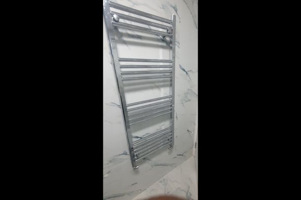 Room in a Shared House, Auckland Road, IG1 - Photo 1