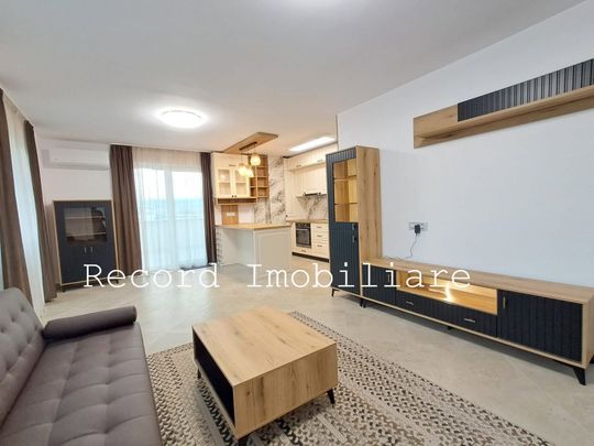 Penthouse Prima Inchiriere sup.100 mp,terase 48 mp in Elite Junior - Photo 1