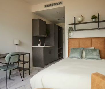 Avenida Rodajos, Pozuelo de Alarcón, Community of Madrid 28223 - Foto 1