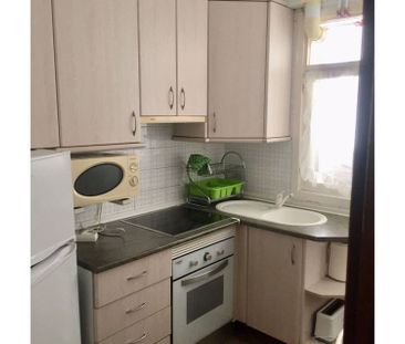 Alquiler de piso en Altamira - Oliveros - Barrio Alto - Foto 3