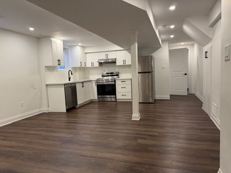 For Lease - 2330 Credit Valley Road Unit# LEGAL BASEMENT APARTMENT, Mississauga, Ontario - Photo 3