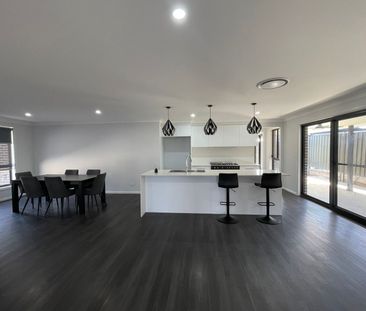 Stunning 2 bedroom home in Lampada Estate - Photo 3