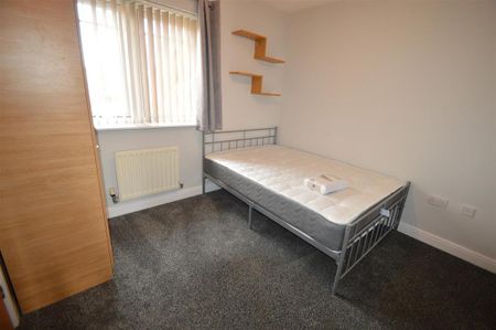 4 bedroom house to rent - Photo 5