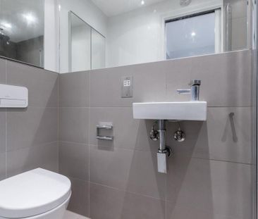 1 bedroom ground floor flat to rent - Photo 1