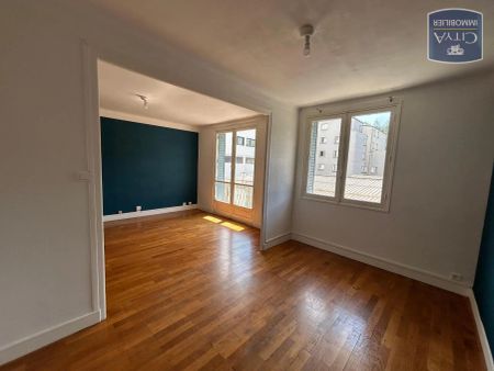 Appartement à louer 4 pièces 76.93m² - Photo 2