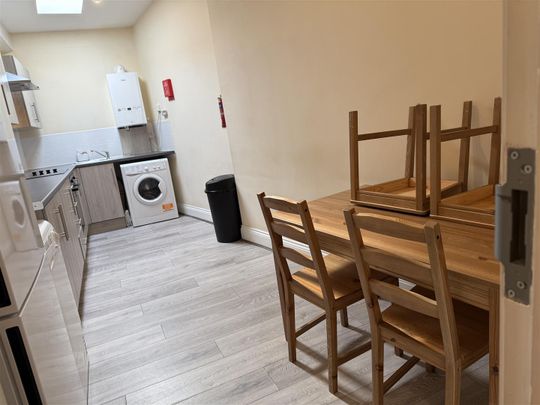 Brighton Grove, Brighton - Photo 1