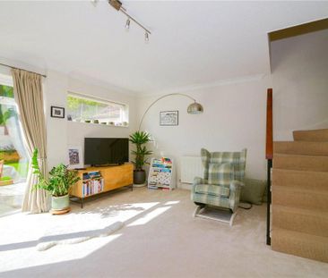 3 bedroom end of terrace house to rent - Photo 3