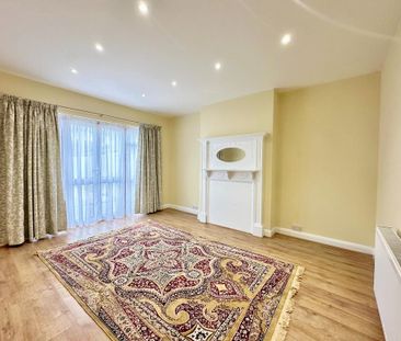 4 bedroom semi-detached house to rent - Photo 1