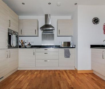 2 bedroom apartment to rent - Photo 6