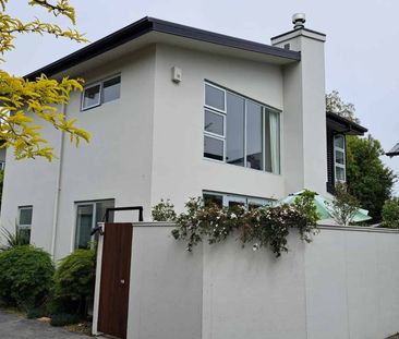 Fantastic Location - Photo 4