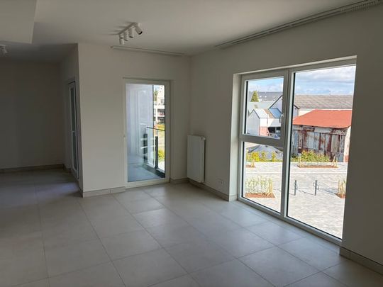 Appartement te huur - Photo 1