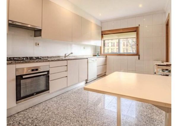 Apartamento T2 em Porto