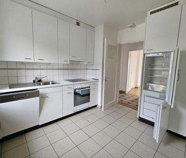 Appartement de 5 pièces avec balcon - Photo 2